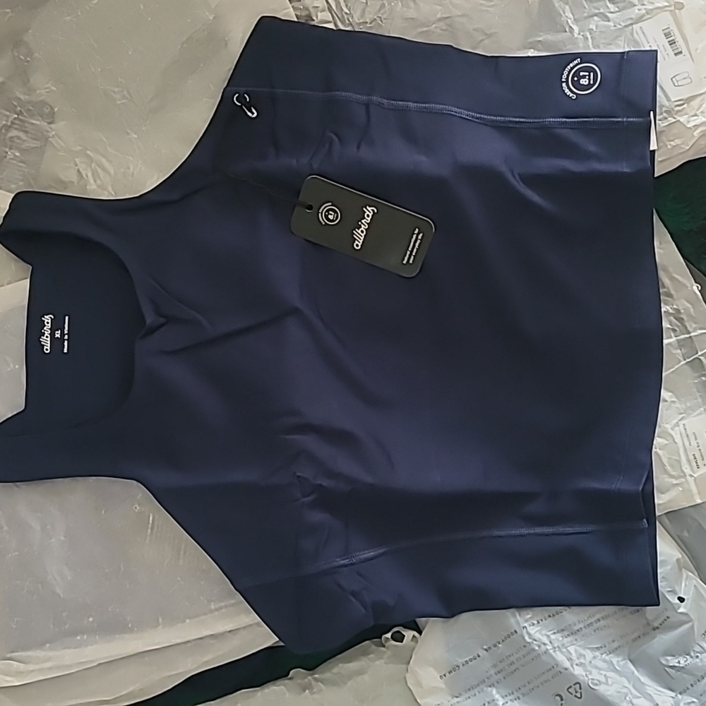 allbirds XL Woman's Natural Run FormTank in True Navy